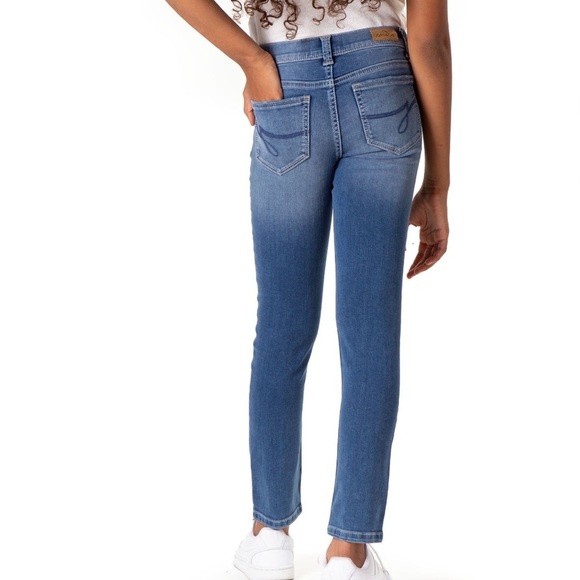 Jordache Girls Skinny Jeans - Picture 2 of 2